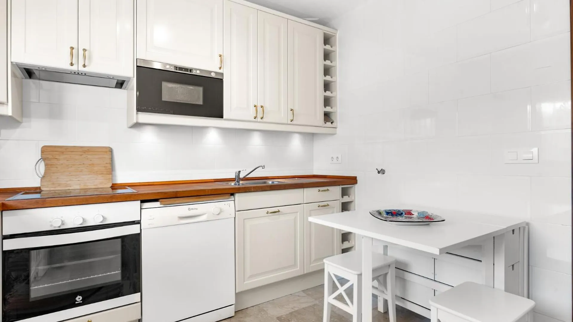 Lovely Penthouse Near Estepona Marina By Costarentals - Ref M15 아파트