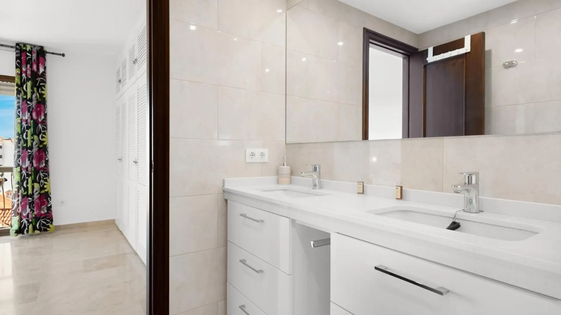 Lovely Penthouse Near Estepona Marina By Costarentals - Ref M15 아파트