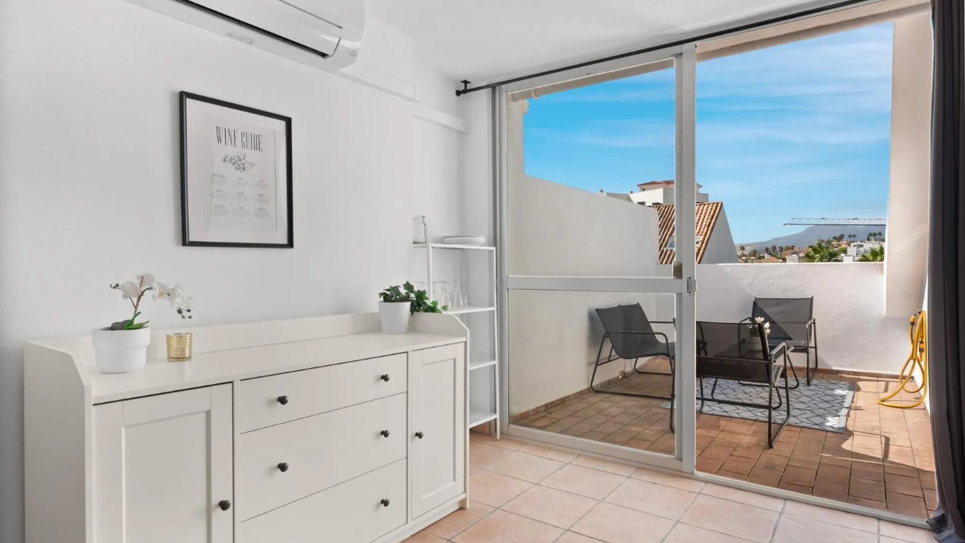 Lovely Penthouse Near Estepona Marina By Costarentals - Ref M15 스페인